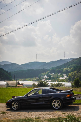 Illustration for article titled Photoshoot of a SW20 Turbo MR2 I did yesterday